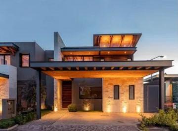Casa de 3 habitaciones, Querétaro · Casa con 200 m² Superficie de Terreno y 3 Recámaras en Venta Altozano