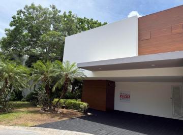 Casa de 3 habitaciones, Benito Juárez · Casa en Venta en Residencial Palmaris, Cancún