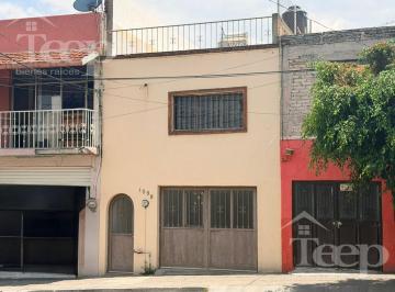 Casa · 190m² · 3 Recámaras · 2 Estacionamientos · Casa en Venta Bellavista