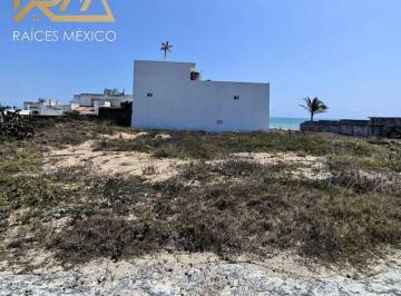 Terreno / Lote · 299m² · Terreno en Venta 2da Av Fracc. Fundadores