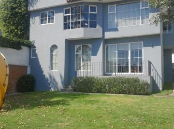 Casa de 3 habitaciones, Atizapán de Zaragoza · Linda Que Es Casa en Venta Enfrente del Club de Golf Chiluca