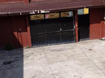 Casa · 273m² · 3 Recámaras · 6 Estacionamientos · Linda Que Es Casa en Venta Súper Ubicada