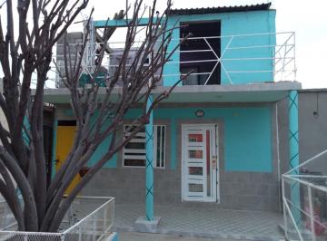 Casa de 3 habitaciones, Juárez · Casa de 2 Pisos