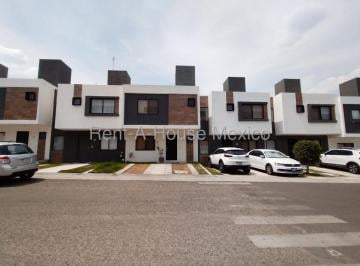 Casa en condominio de 3 habitaciones, El Marqués · Zakia Casa en Renta, Ofrece 3 Recamaras, Terraza con Deck y Amenidades