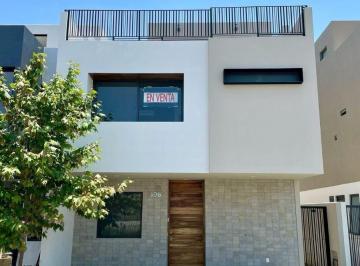 Casa de 4 habitaciones, Zapopan · Hermosa Casa en Parques Vallarta