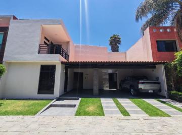 Casa de 3 habitaciones, San Pedro Cholula · Excelente Casa en Venta en en La Recta a Cholula - Residencial Quetzalcóatl