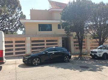Casa de 4 habitaciones, Zapopan · Casa en Venta Bugambilias, Zapopan