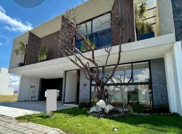 Casa · 409m² · 5 Recámaras · 2 Estacionamientos · Casa Nueva en Venta Lomas de Angelópolis Puebla Recámara Planta Baja