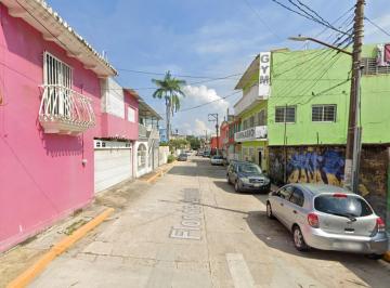 Casa de 3 habitaciones, Centro · Casa Venatacesion de Derechos Inmediata Flor de Veronica Las Gaviotas Centro Rovilla Hermosa Tabasco