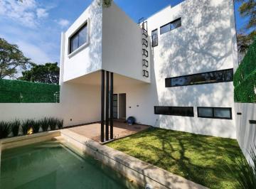 Casa · 312m² · 4 Recámaras · 2 Estacionamientos · Casa Nueva en Venta en Compositores, Analco, Cuernavaca