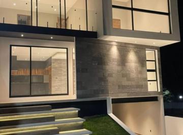 Casa · 312m² · 4 Recámaras · 2 Estacionamientos · Casa Nueva en Venta en Compositores, Analco, Cuernavaca