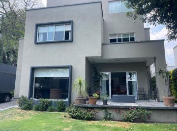 Casa de 5 habitaciones, Miguel Hidalgo · Excelente Casa en Venta en Calle Tranquila