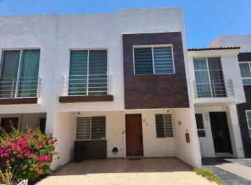 Casa de 4 habitaciones, Zapopan · Casa en Renta, Rinconada del Valle