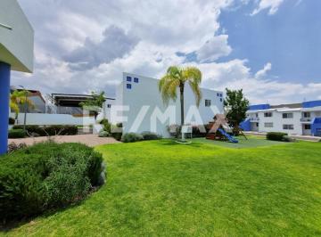 Departamento · 93m² · 2 Recámaras · 1 Estacionamiento · Departamento en Renta Amueblado en Av Peñuelas - (4)