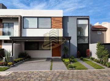 5896cdc279e42e249649a63ebaa00ad558b607fcc61fd16f8b478bb448efdf09 · Casa en Venta con Recámaras en Planta Baja en Bosques de Santa Anita