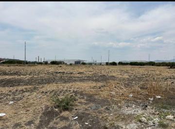 Terreno / Lote · 95000m² · Terreno en Cementos
