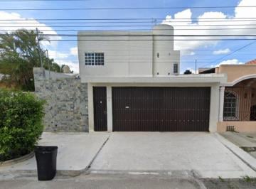 Casa de 3 habitaciones, Mérida · Casa en Venta en Mérida, Yucatán