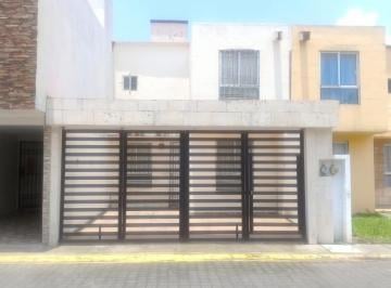 Casa en condominio · 84m² · 3 Recámaras · 2 Estacionamientos · Casa en Condominio en Los Cedros 400