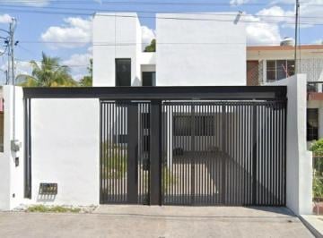 Casa de 3 habitaciones, Mérida · Casa en Venta en Mérida, Yucatán