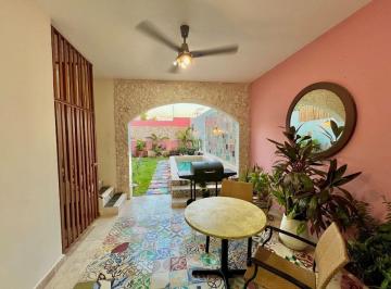 Casa · 195m² · 2 Recámaras · Casa en Venta en El Centro de Mérida Yucatán.