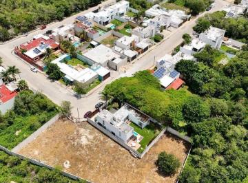 Terreno / Lote · 1373m² · Terreno en Venta en Pedregales Cholul en Mérida Yucatán.