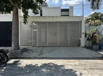 Casa · 178m² · 2 Recámaras · 2 Estacionamientos · Casa en Fraccionamiento San Antonio Cinta
