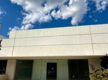 Local comercial · 120m² · 10 Estacionamientos · Local en Vista Alegre