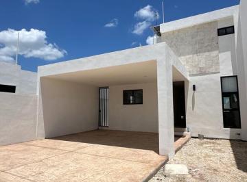 Casa · 176m² · 3 Recámaras · 2 Estacionamientos · Casa en Dzityá