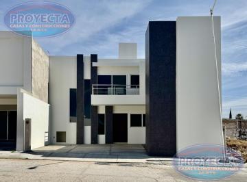Casa · 222m² · 3 Recámaras · 2 Estacionamientos · Casa en Venta Cerca de Plaza Punto Guadiana en Privado, Frac. Balcon de Tapias