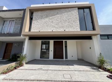 Casa · 185m² · 3 Recámaras · 2 Estacionamientos · Casa en Venta Valle Imperial