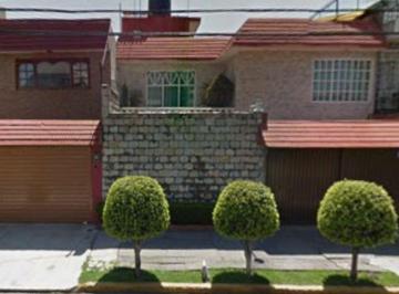 Casa de 3 habitaciones, Venustiano Carranza · Casa en Cecilio Robelo en Venustiano Carranza en Venta Hipotecaria
