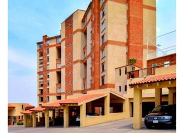 Departamento de 3 habitaciones, Huixquilucan · Rento, Precioso, Grande y Luminoso Depto en 1er Piso en La Moraleja, Bosque Real