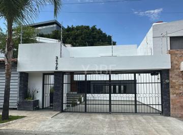 Casa de 3 habitaciones, Zapopan · Casa en Venta Residencial “loma Bonita”
