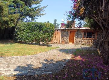 Terreno / Lote · 120m² · 1 Recámara · 4 Estacionamientos · Terreno con 2 Cabañas Rústicas en Fraccionamiento Cerrado en Santa Cecilia Tepetlapa