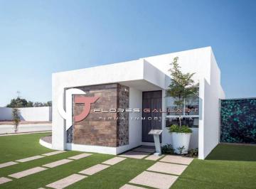 Casa · 66m² · 2 Recámaras · 2 Estacionamientos · Casa en Venta de Una Planta en Fracc. Castelo San Francisco Al Norte de La Ciudad de Aguascalientes