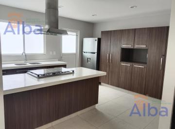 Casa · 176m² · 3 Recámaras · 2 Estacionamientos · Casa en Renta en San Telmo I