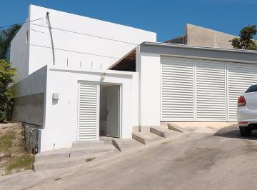 Casa · 179m² · 2 Recámaras · 2 Estacionamientos · Casa en Cerro de La Eminencia