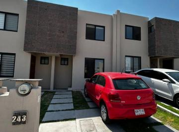 Casa de 3 habitaciones, Apaseo el Grande · Casa en Renta en Meseta Altta Homes Guanajuato