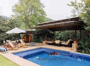 219435995d535a0beb7289ff7a6018fd4562c29aed344116e6106307b501c474 · Venta de Casa en Privada con Alberca y Hermosos Jardines en Malinalco