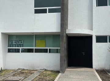 Casa de 3 habitaciones, Querétaro · Casa en Renta en El Refugio Queretaro