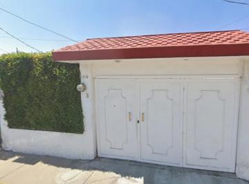 Casa de 2 habitaciones, Coacalco de Berriozábal · Casa en Venta en Villa de Las Flores, Coacalco