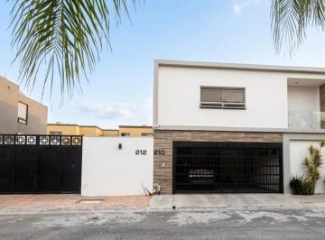 Casa de 3 habitaciones, San Nicolás de los Garza · Hermosa Casa en Venta
