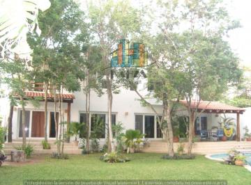Casa · 450m² · 4 Recámaras · Casa en Venta en Cancún