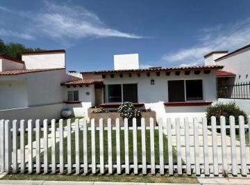 009aaf6048d9220002a0dce93757917bf4a87e41e4ab14943e59b1f7d5600898 · Casa en Venta en Tequisquiapan