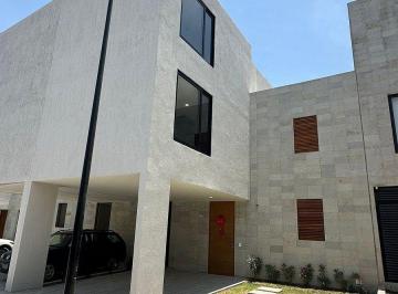b14bd3069bf5cfcfce42c92d23931413cfe51bbbbeb52a81f5b1ff93e44a40fc · Casa en Renta Atrás de Antea