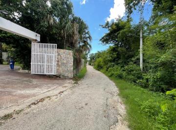 Casa · 184m² · 3 Recámaras · 4 Estacionamientos · Casa - Ejido Hampolol