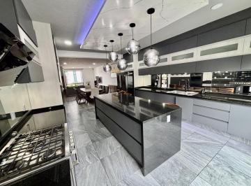 Casa en condominio de 4 habitaciones, Metepec · Casa Amueblada en Renta en Metepec, en Privada, Cerca de Estacion de Tren Metepec