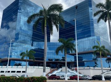 Oficina · 85m² · Oficinas en Renta en Campeche Torres de Cristal