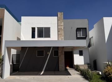 Casa · 251m² · 3 Recámaras · 2 Estacionamientos · Casa en Renta en Fracc Palma Sola - Zona San Andres Chol