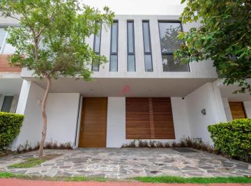 Casa en condominio de 4 habitaciones, Zapopan · Casa en Venta en Solares Zapopan | Coto Acanthia | 4 Recámaras y Estudio